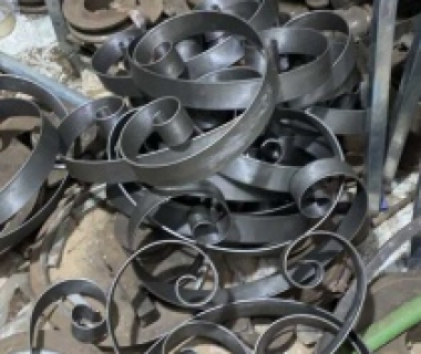 Những thông tin cần biết về gia công uốn bẻ kim loại