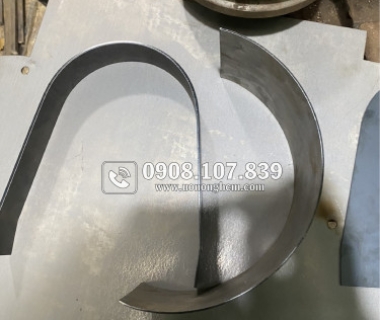 Note ngay địa chỉ gia công bàn ghế inox TPHCM