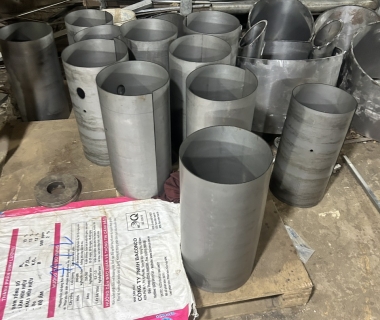 Đơn vị uốn ống inox nhanh chóng tại TPHCM